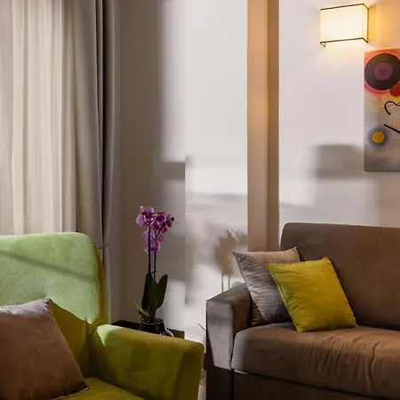 Myflorenceholiday Gold Bridge Apartment